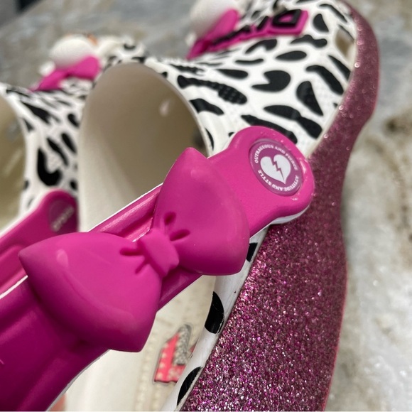 L.O.L. Surprise!™ x Crocs Classic Diva Clog Junior 5 - Picture 7 of 11
